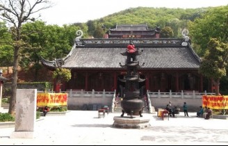 朱自英氏の顕彰碑